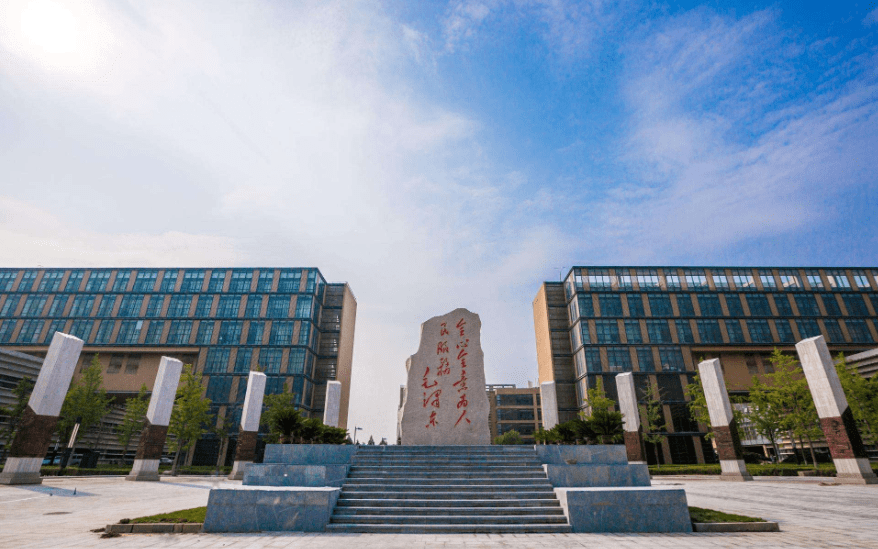 江苏大学图书馆科技查新的重要性及其影响